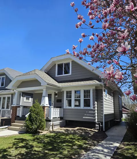 1954 S 73rd, West Allis, WI 53219
