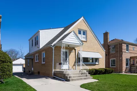2408 Mitchell, Racine, WI 53403