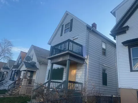 2234 S 15th, Milwaukee, WI 53215
