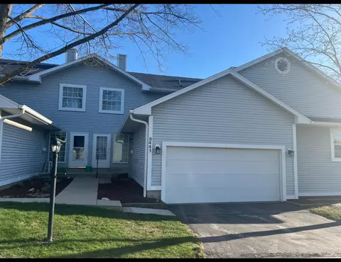 8441 S 76th, Franklin, WI 53132