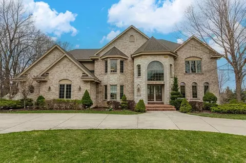 685 Talon, Brookfield, WI 53045