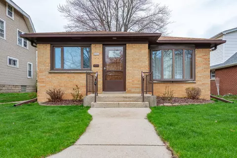 3701 S 2nd, Milwaukee, WI 53207