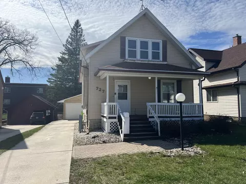 727 4th, Kiel, WI 53042
