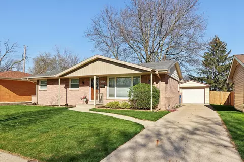 3258 S 91st, Milwaukee, WI 53227