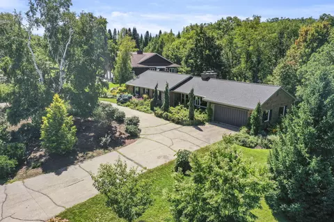2644 Echo, Burlington, WI 53105