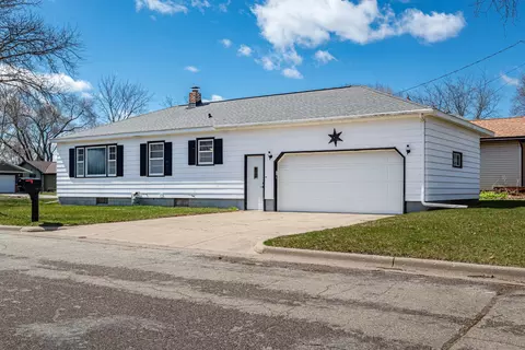 2523 Robinsdale, La Crosse, WI 54601