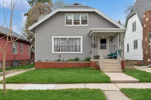1434 Blaine, Racine, WI 53405