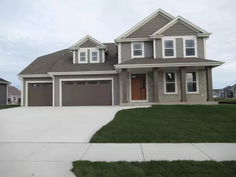 1613 Switchgrass, Oconomowoc, WI 53066
