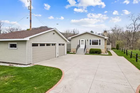 w374 Bluff Siding Road, Buffalo, WI 54629