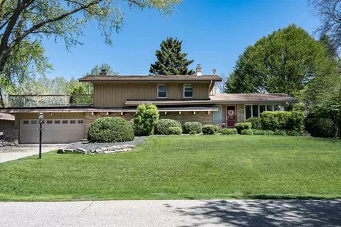 1850 W Greenwood, Glendale, WI 53209