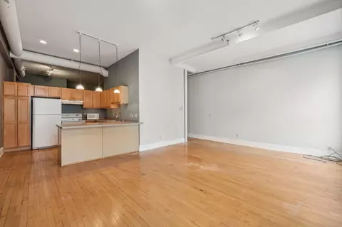 715 N Milwaukee #201, Milwaukee, WI 53202