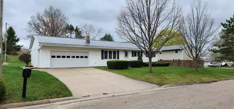 365 Meadowood, Viroqua, WI 54665
