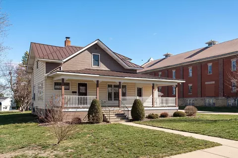 506 Walnut, Viroqua, WI 54665