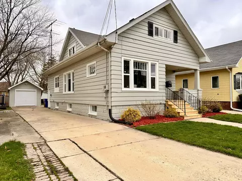 7332 25th, Kenosha, WI 53143