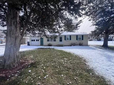 220 Juneau, Lowell, WI 53557