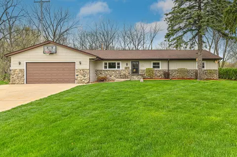 s75w19236 Bay Shr, Muskego, WI 53150