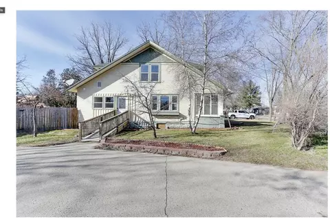 201 S 10th, Black River Falls, WI 54615