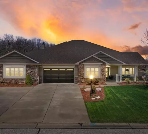 8956 Arbor Hl, Mount Pleasant, WI 53406