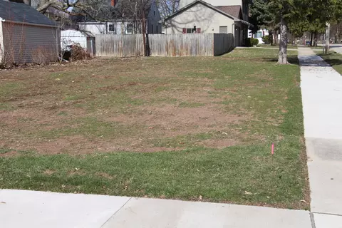 1600 S Norwood, Green Bay, WI 54304