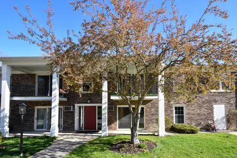 114 Hank Jay #C, Lake Geneva, WI 53147