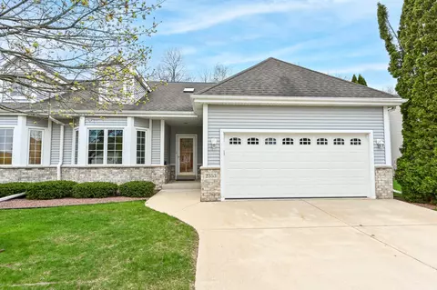 2353 Stoney, Grafton, WI 53024