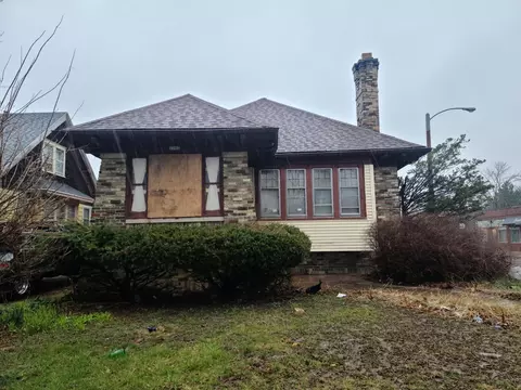 2702 N 38th, Milwaukee, WI 53210