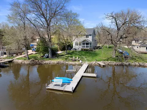 4819 Riverside, Waterford, WI 53185