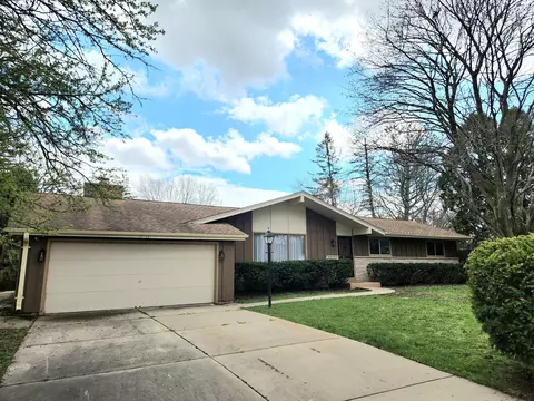 8948 N Silver Brk, Brown Deer, WI 53223