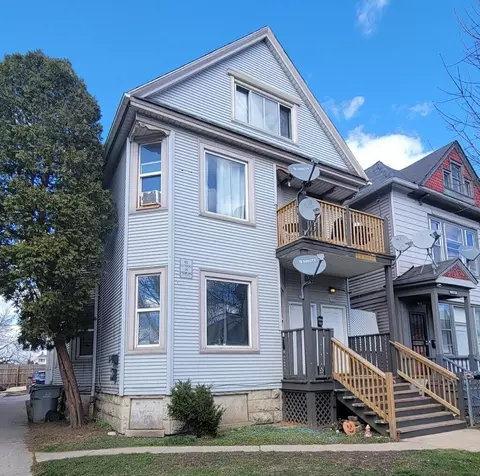 1710 W Mineral #1712, Milwaukee, WI 53204