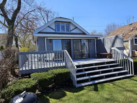26030 S Wind Lk, Norway, WI 53185