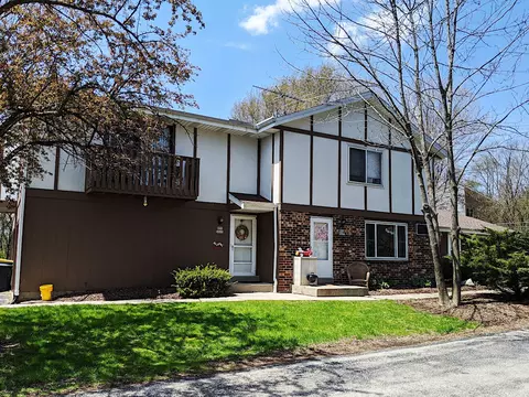 w53n195 Pierce, Cedarburg, WI 53012