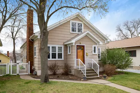 410 22nd, La Crosse, WI 54601