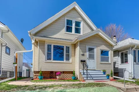 2021 S 71st, West Allis, WI 53219