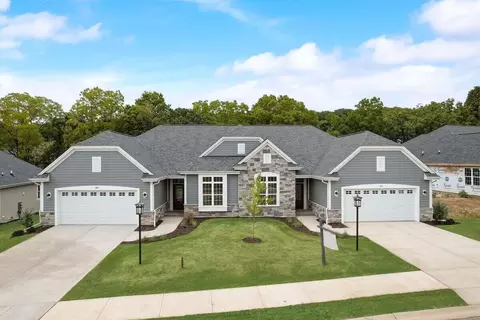 434 Prairie Song #0401, Waukesha, WI 53188