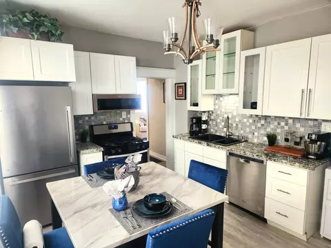 3508 E Plankinton, Cudahy, WI 53110