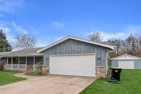8710 Caldwell, Mukwonago, WI 53149