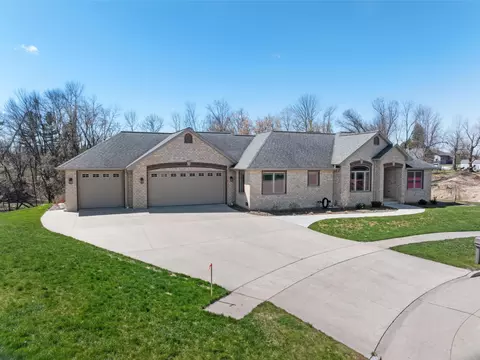 711 Northwood, Manitowoc, WI 54220