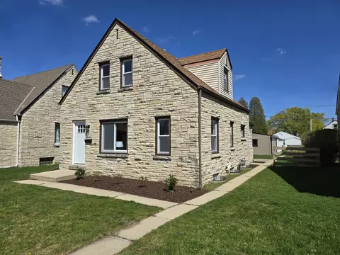 2660 S 71st, Milwaukee, WI 53219