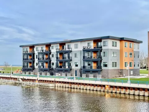 750 S Pier #8, Sheboygan, WI 53081