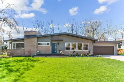 2125 W Greenwood, Glendale, WI 53209