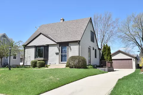 8702 W Boone, West Allis, WI 53227