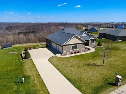 W3770 Highland, Greenfield, WI 54601