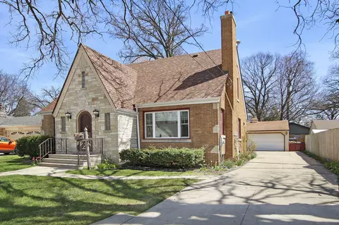 3717 22nd, Kenosha, WI 53140