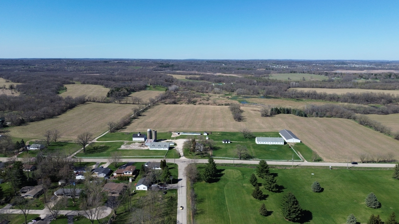W310S10675 County Rd I  