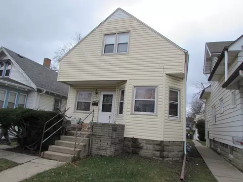 1749 S 72nd #1751, West Allis, WI 53214