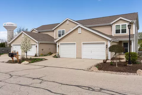 2101 E Broadway #C, Waukesha, WI 53186