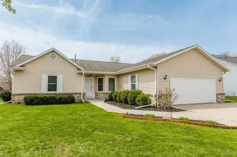 16245 W Mayflower, New Berlin, WI 53151