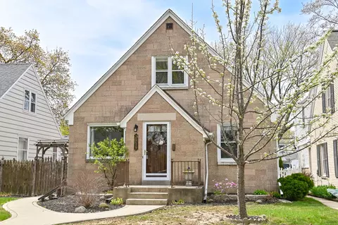 2819 N 77th, Milwaukee, WI 53222