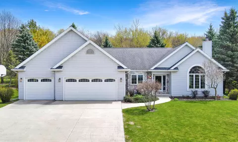 n7585 Deer Path Road, Fond Du Lac, WI 54937