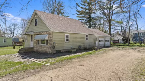 213 S 5th, Walworth, WI 53184